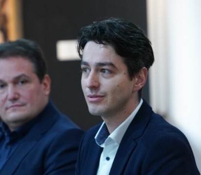 Министърът на културата е с COVID-19